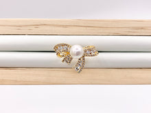 Cargar imagen en el visor de la galería, Beautiful Pearl Bow Tie Adjustable Ring in Real Gold 18K Plated with CZ Pave 4 PCS
