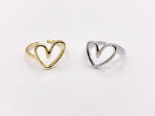 Cargar imagen en el visor de la galería, Cute Statement Simple Abstract Heart Rings in 18K Gold or Silver plated Copper 6PCS
