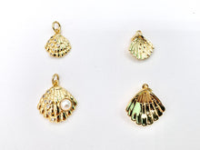 Cargar imagen en el visor de la galería, CZ Pave Pearl Shell Shape Summer Sealife Pendant in Real Gold 18K Plated Over Brass 10 PCS
