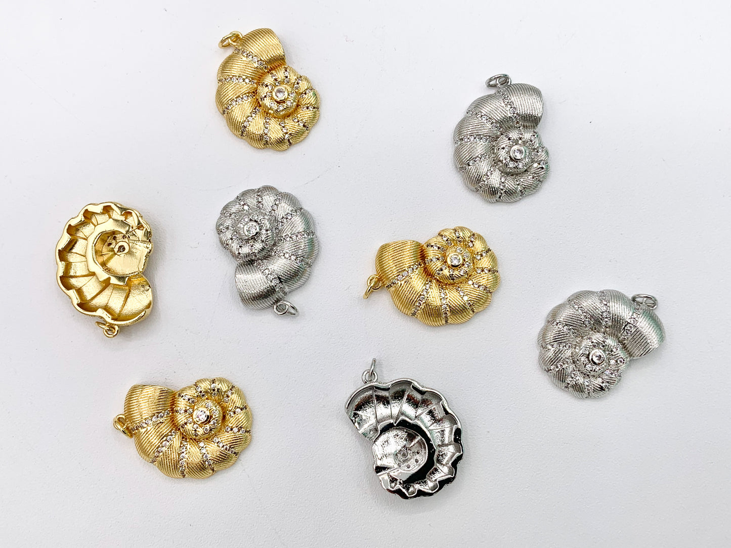 Large CZ Pave Cute Conch Shell Charms Pendants Plated in 18K Gold/Platinum Copper Base 5 PCS