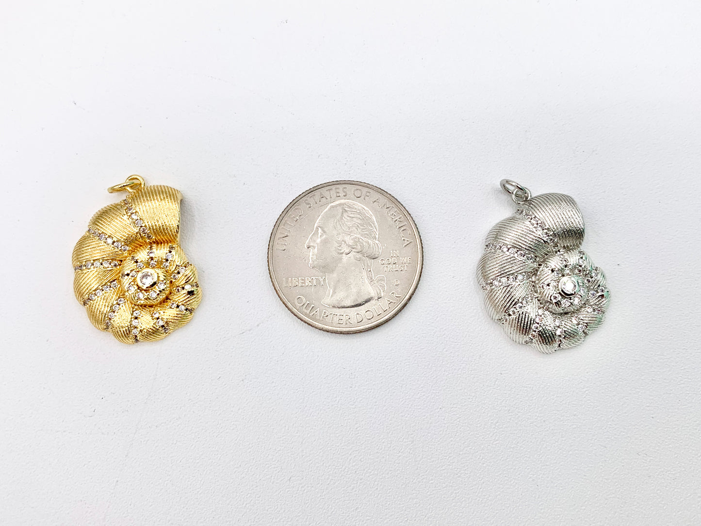 Large CZ Pave Cute Conch Shell Charms Pendants Plated in 18K Gold/Platinum Copper Base 5 PCS