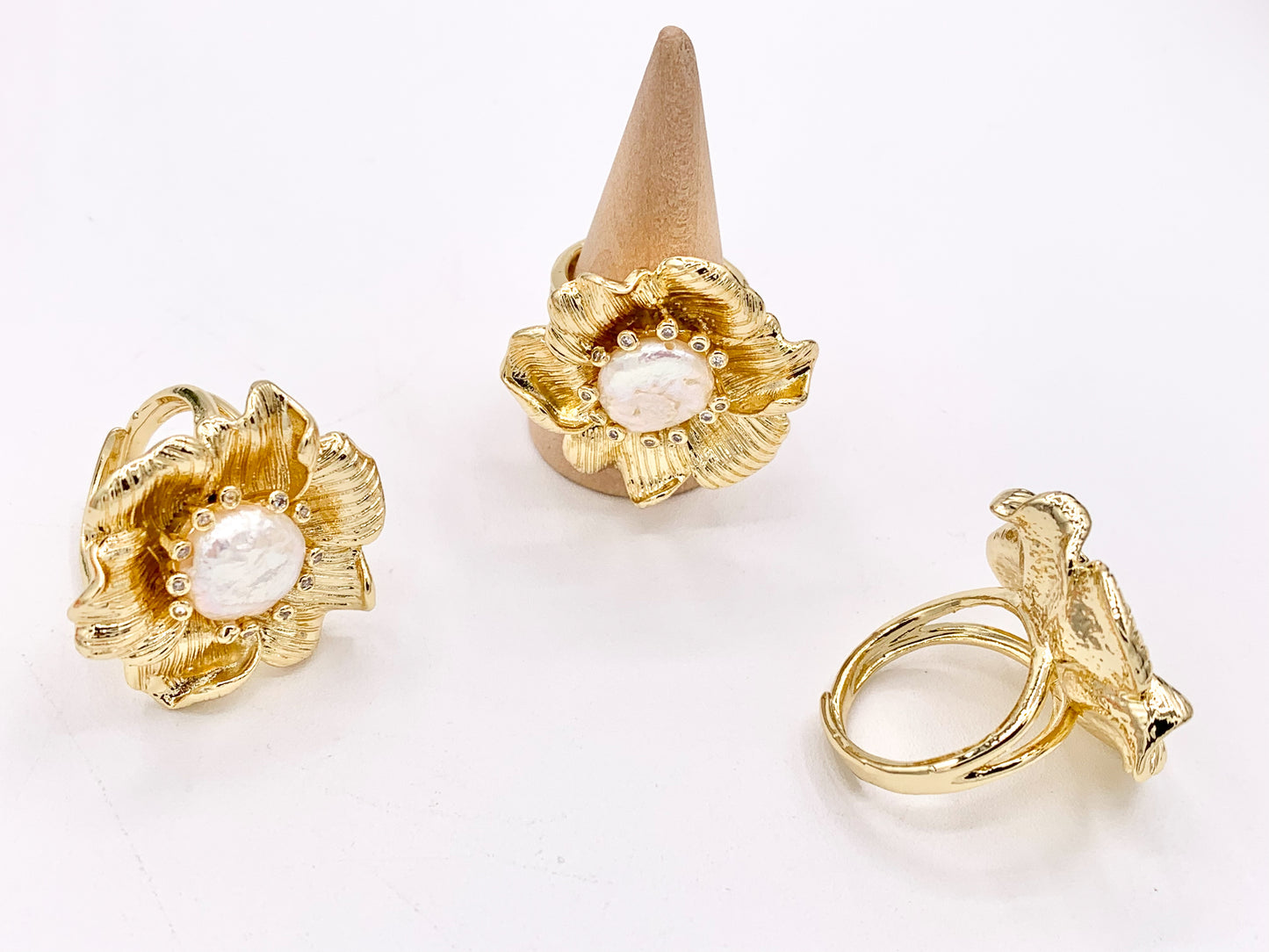 Detailed Flower Freshwater Pearl Rings in 18K Real Gold Plated Copper Adjustable Statement Ring 3 PCS