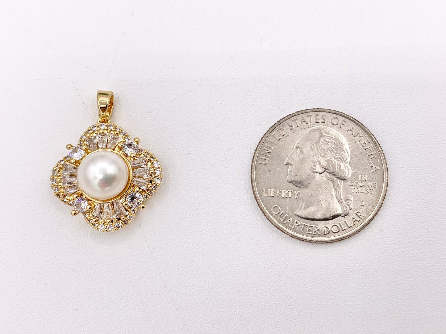 Stunning CZ Diamond Large Pearl Clover Quatrefoil Pendants in 18K Gold plated Copper 4PCS