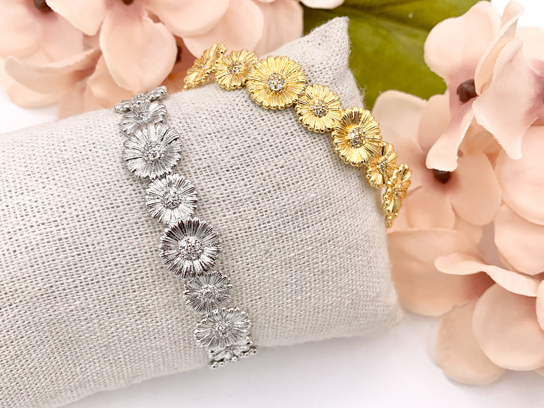 Beautiful Daisy Flower Summer Bracelet Cuffs in Real Gold/Platinum 18K Plated CZ Pave Copper 2 PCS