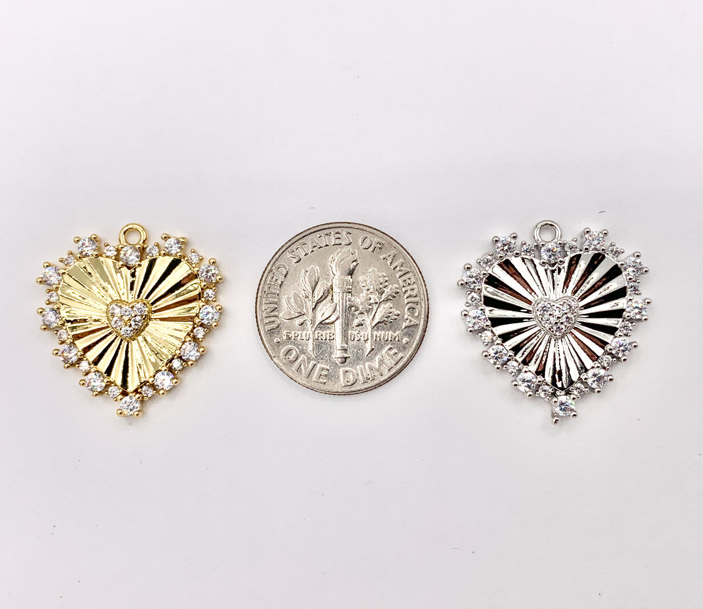 Cute Luxury CZ Heart Charms Real 18K Gold/Platinum Plated Micro CZ Pave Rhinestone Heart Pendant Over Brass 6 PCS