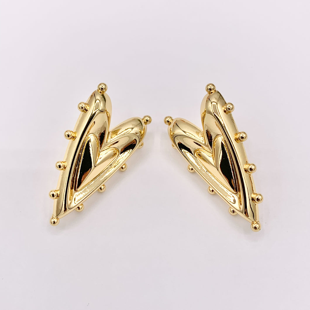 Large Dotted Heart Earring Stud in Real 18K Gold Plated Over Copper 5 PAIRS