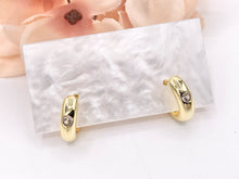 Cargar imagen en el visor de la galería, Oval Earring Hoop Huggies in CZ Pave Real Gold/Platinum 18K Over Copper 5 PAIRS
