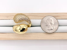 Cargar imagen en el visor de la galería, Simple Chunky Teardrop Bypass Ring in CZ Pave 18K Gold Plated Brass 4 PCS
