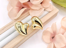 Cargar imagen en el visor de la galería, Cute Large Puffy Heart Drop Earring Stud in Real 18K Gold Plated Over Copper 4 PAIRS
