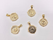 Cargar imagen en el visor de la galería, Cute CZ Pave Conch Shell Coin Charms Pendants Plated in 18K Gold Copper Base 8 PCS
