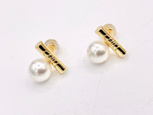 Cargar imagen en el visor de la galería, Cute Stick Pearl Earring Studs in Real 18K Gold Plated Over Copper 5 PAIRS
