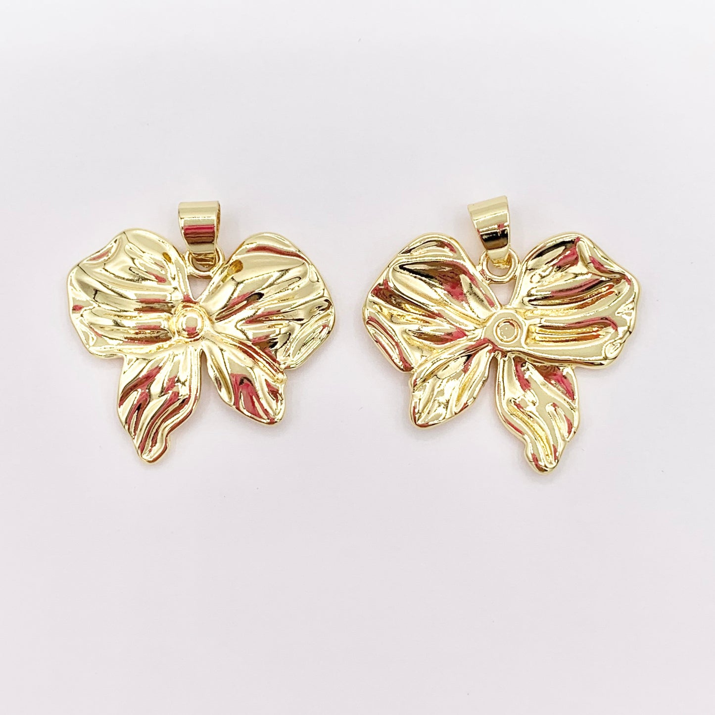 Large Bowtie Pendant in 18K Gold Plated Over Copper 10 PCS