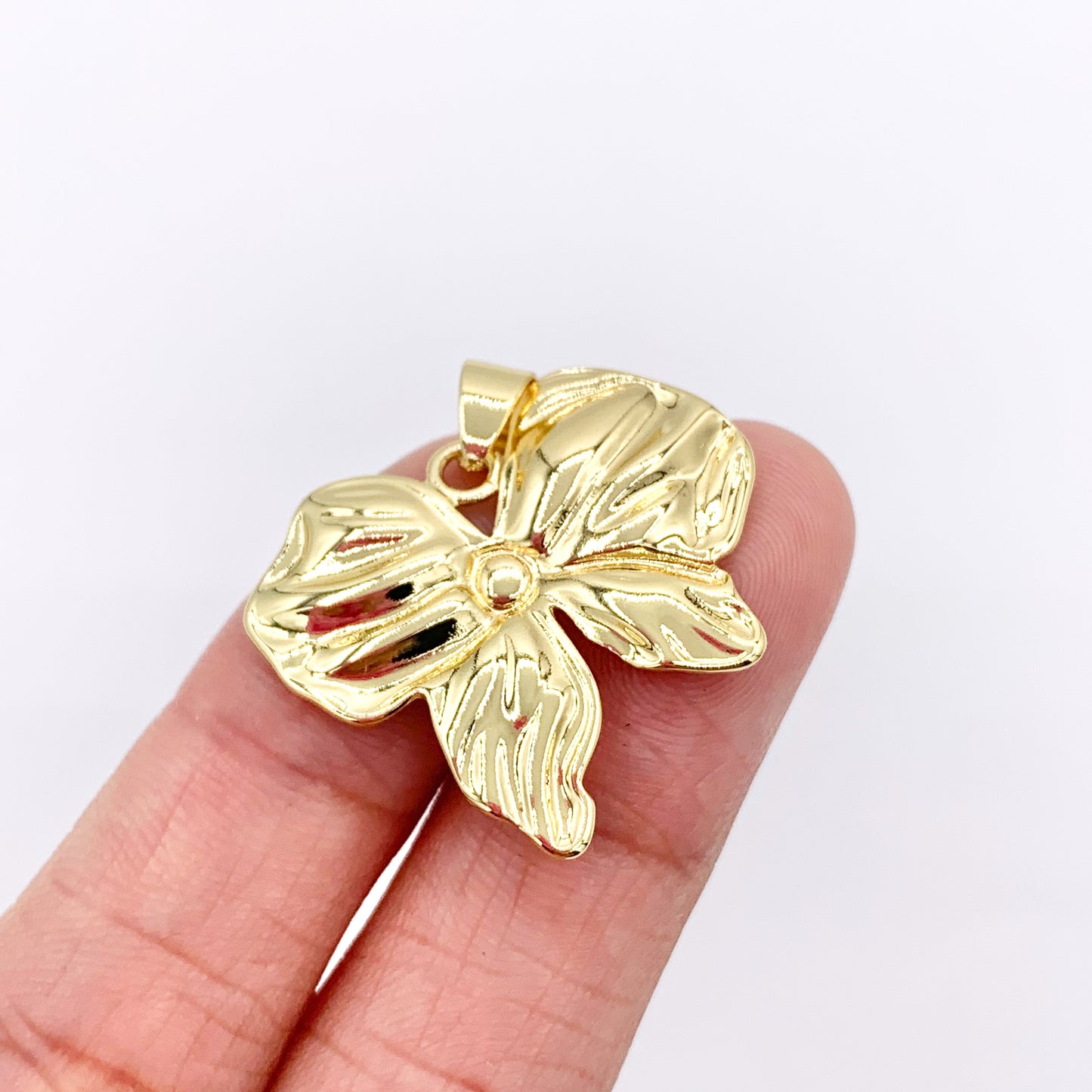 Large Bowtie Pendant in 18K Gold Plated Over Copper 10 PCS