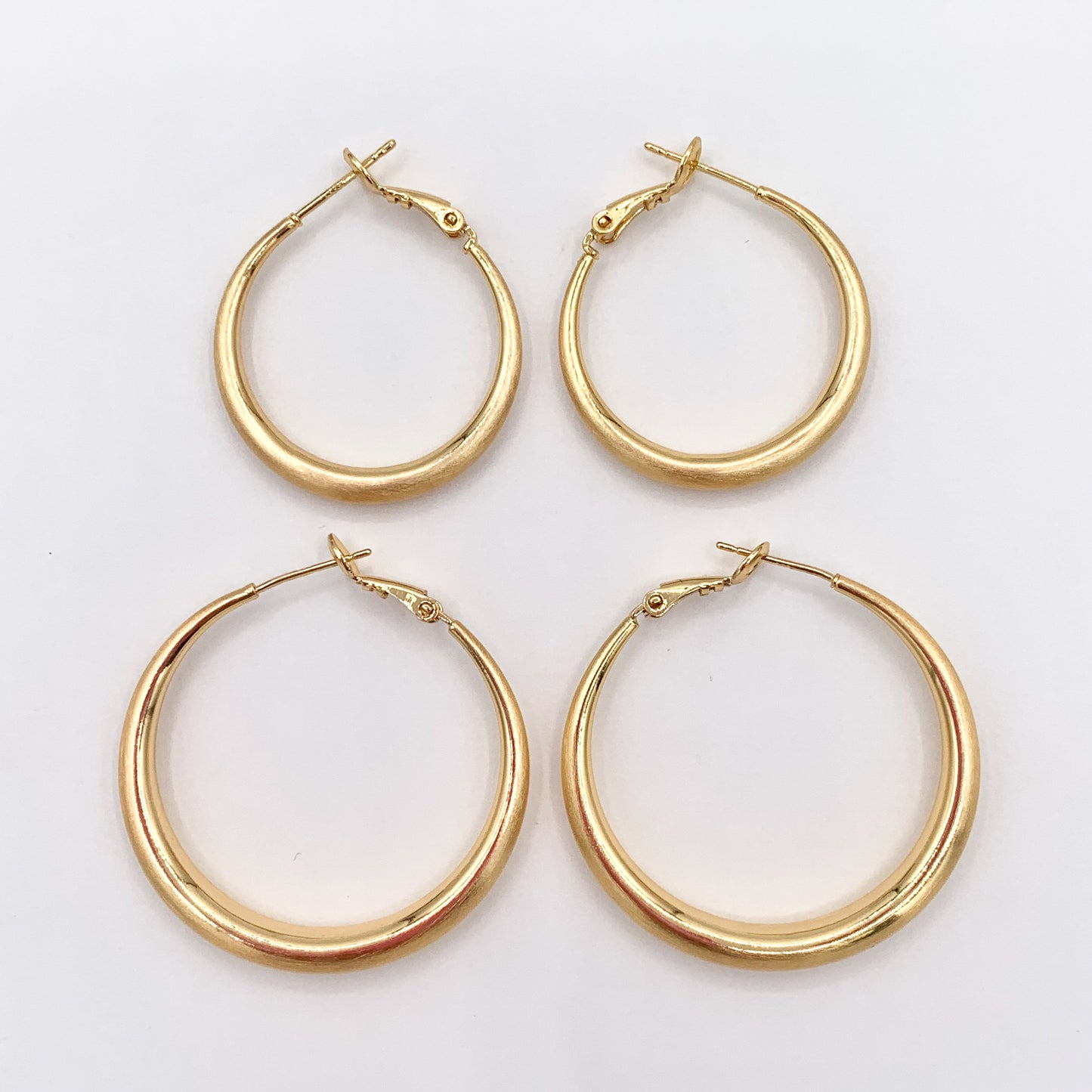 Real Gold 18K Brushed Circle Puffy Earring Hoops 2 Sizes Available 3 PAIRS