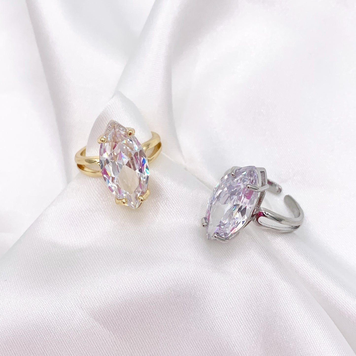 Glamourous Marquis Rhinestone Adjustable Rings in 18K Gold/Silver Plated Copper 4 PCS