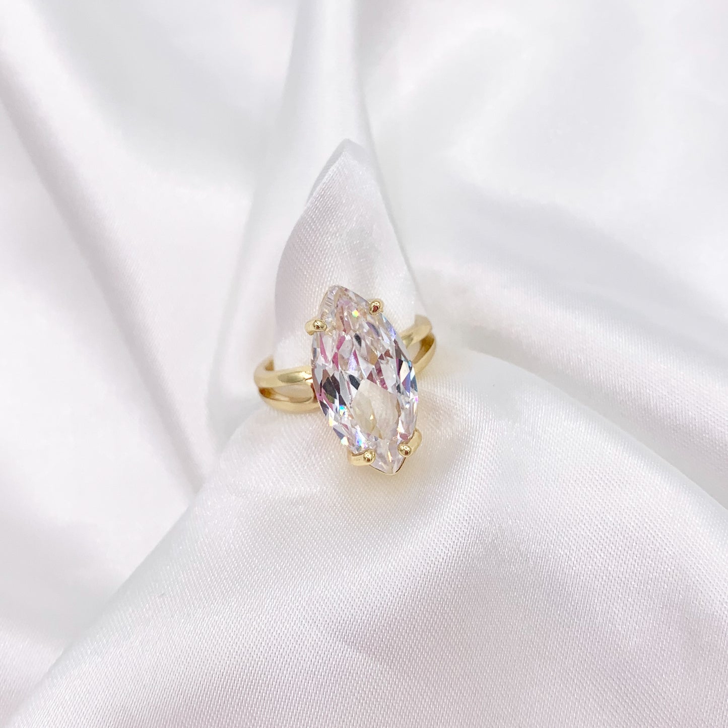 Glamourous Marquis Rhinestone Adjustable Rings in 18K Gold/Silver Plated Copper 4 PCS