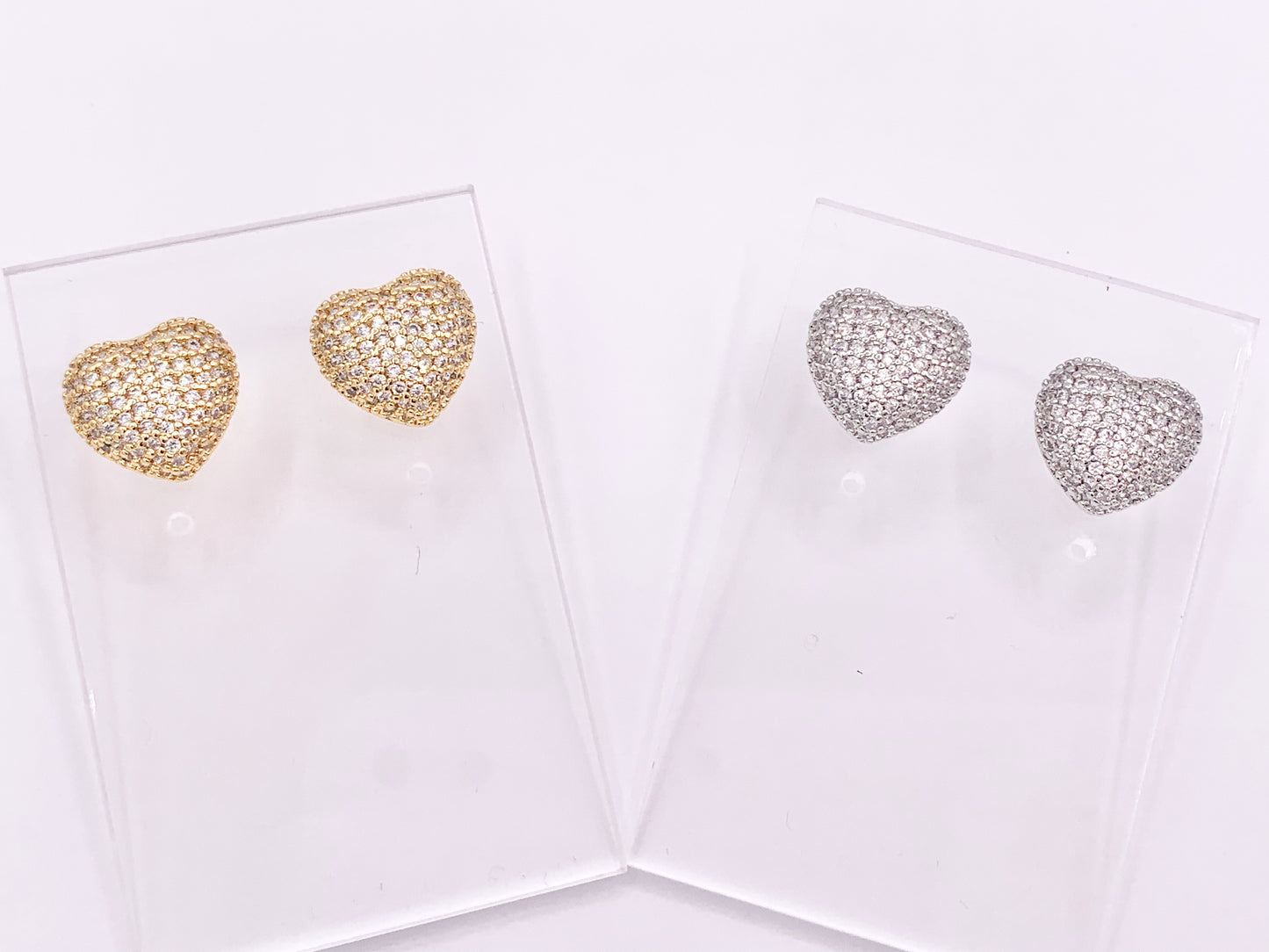 Pendientes llamativos en forma de corazón con pavé de circonita cúbica de diamantes de imitación diseñados en oro de 18 quilates o cobre chapado en plata, 3 pares