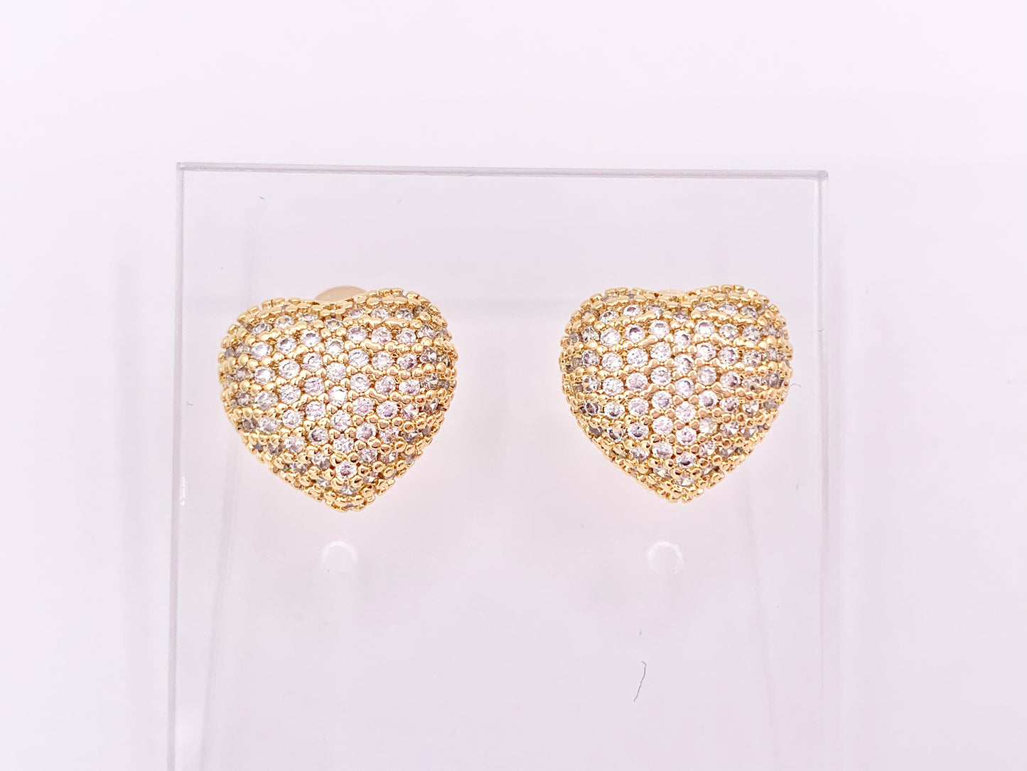 Pendientes llamativos en forma de corazón con pavé de circonita cúbica de diamantes de imitación diseñados en oro de 18 quilates o cobre chapado en plata, 3 pares