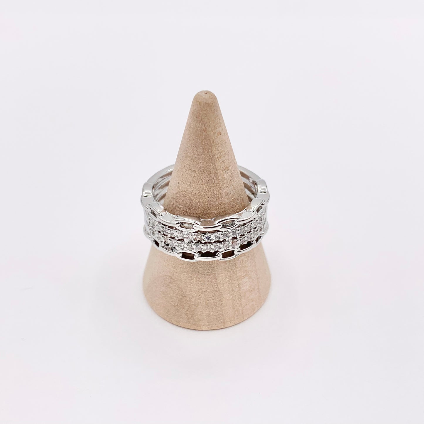 Vibrantes anillos de eslabones baguette cuádruples con pavé de circonita cúbica en oro de 18 quilates o cobre chapado en plata, 4 piezas