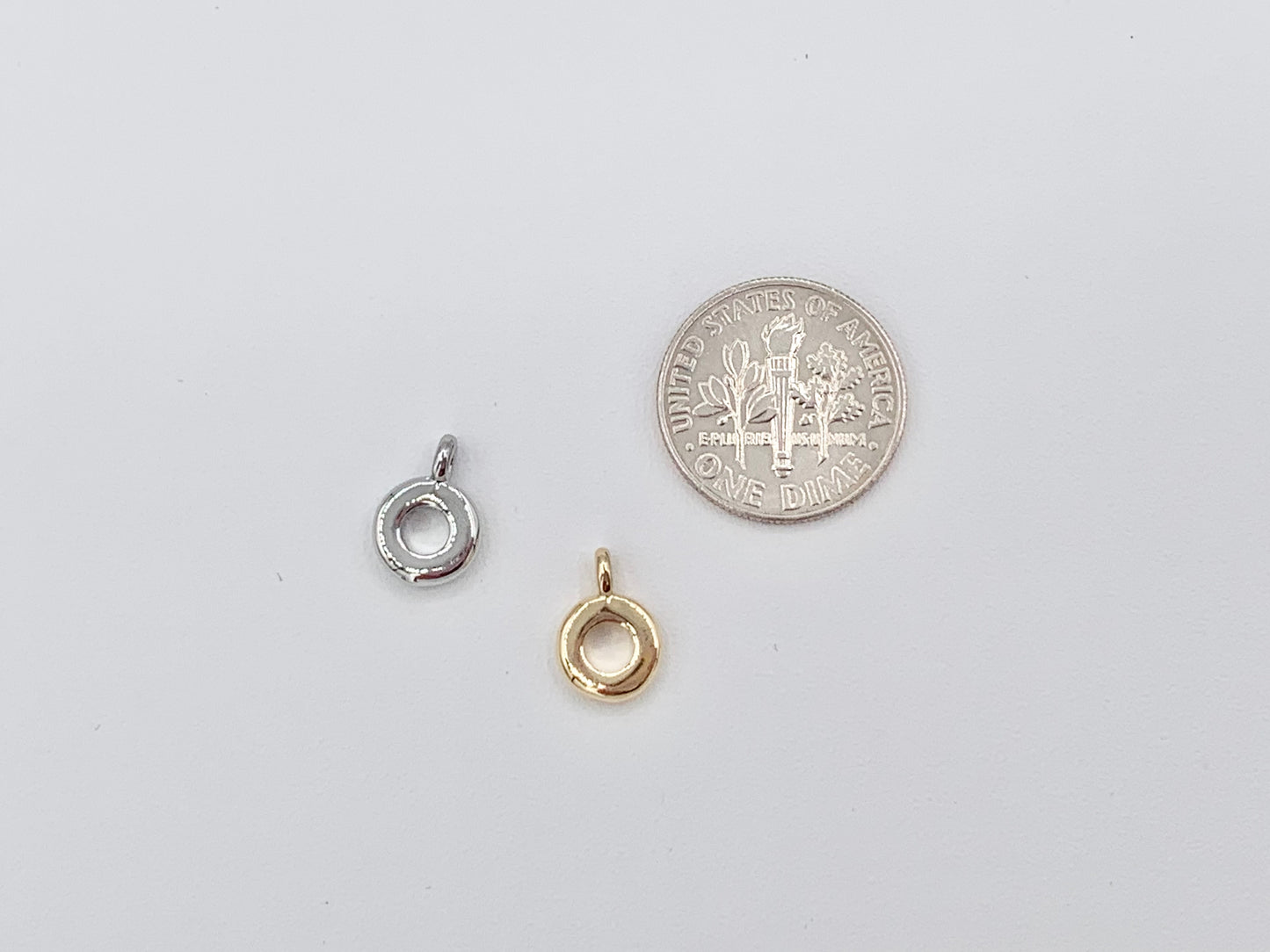 Circle Charm Findings Beading Supplies in 18K Gold/Silver Plated Copper 50 pcs