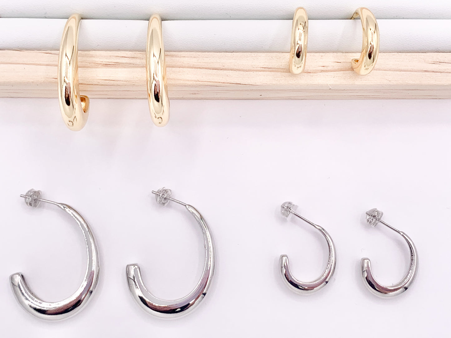 Minimalist Curved Hoops Earrings over 18K gold or Silver Plated Copper 2 Sizes 4 pairs