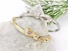 Cargar imagen en el visor de la galería, Bowtie Simple Minimal CZ Pave Bow Tie Rhinestone Bracelet Cuffs in Real Gold/Platinum 18K Plated Copper 1 pc
