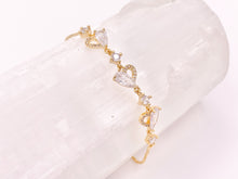 Cargar imagen en el visor de la galería, Dainty Hearts CZ Pave Rhinestone Box Chain Dainty Slide Pulseras ajustables en cobre chapado en oro de 18 quilates 2 piezas
