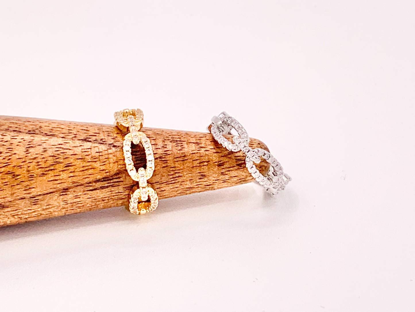 Dazzling Oval CZ Pave Link Rings in 18K Gold or Silver Plated Copper 4 pcs