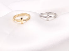 Load image into Gallery viewer, Simple Minimalist T Cross Rings in 18K Gold or Silver Plated Copper 4 pcs
