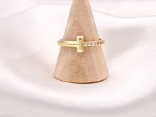 Load image into Gallery viewer, Simple Minimalist T Cross Rings in 18K Gold or Silver Plated Copper 4 pcs
