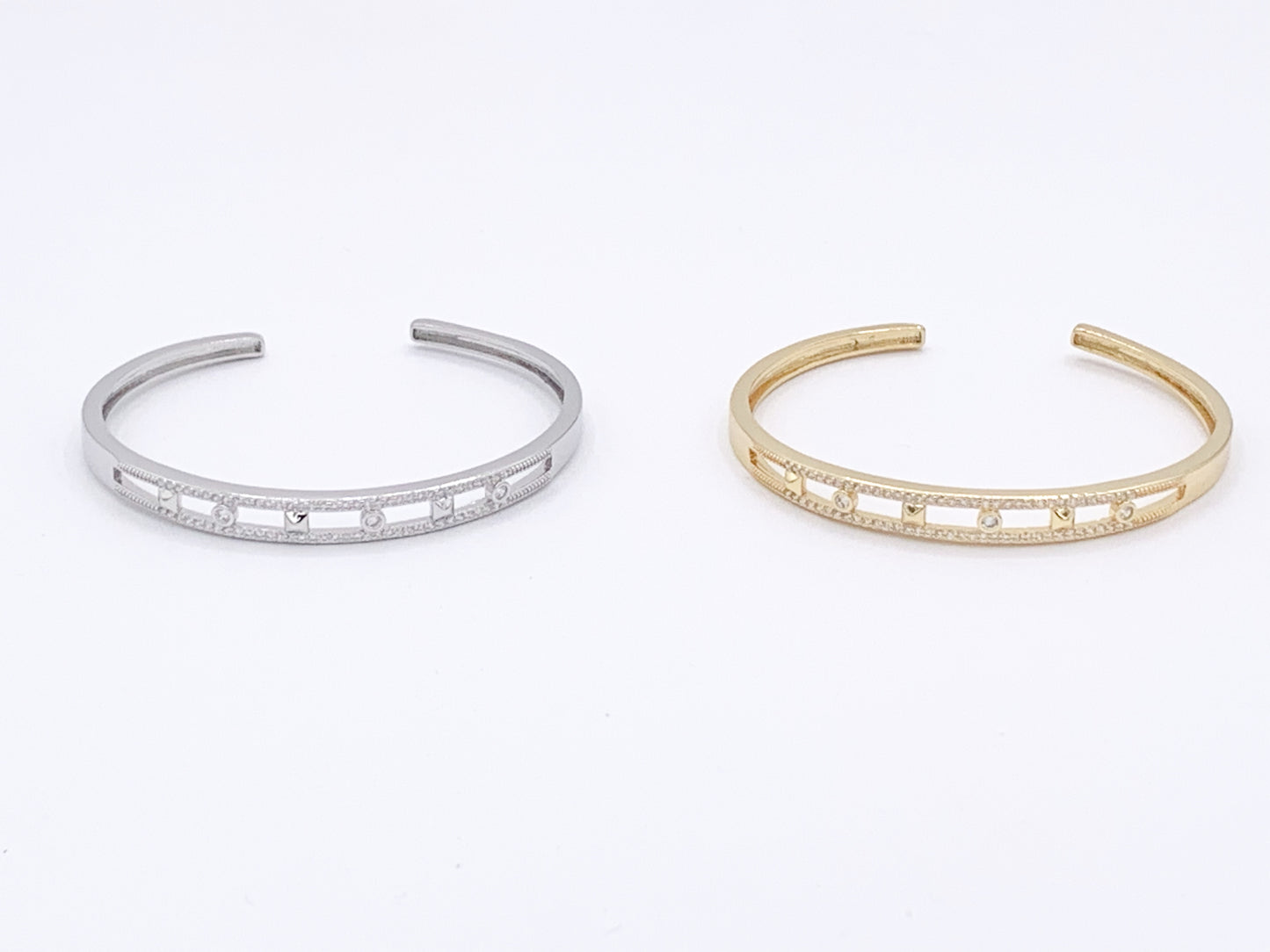 Doble capa CZ Pave Geométrico Estilo de diamantes de imitación Pulsera Puños Oro real/Platino Cobre chapado en 18 quilates 1 pieza