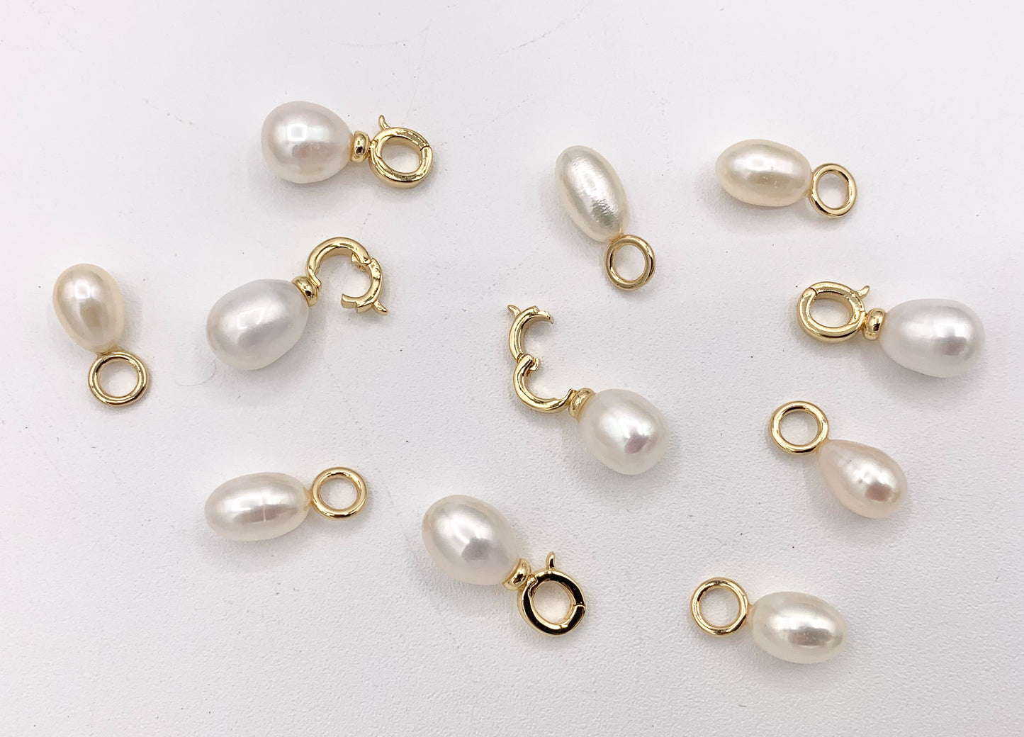 Freshwater Pearl Charms Clasp in Real Gold 18K Plated Over Brass 5/6 pcs