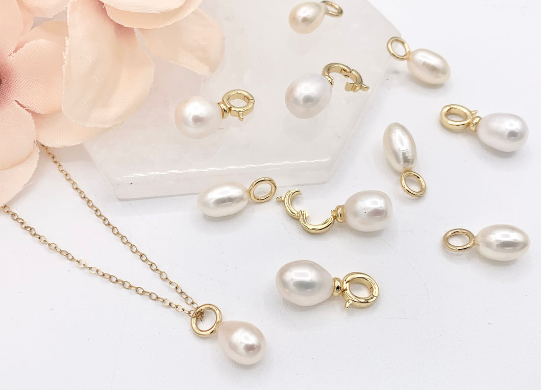 Freshwater Pearl Charms Clasp in Real Gold 18K Plated Over Brass 5/6 pcs