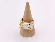 Load image into Gallery viewer, Freshwater Pearl Rings in 18K Real Gold Plated Copper Adjustable Statement Ring 4 pcs
