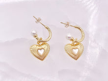 Load image into Gallery viewer, Cute Dangle Heart Huggie Earrings with Pearl Shell in 18K Gold Plated Copper 3 pair
