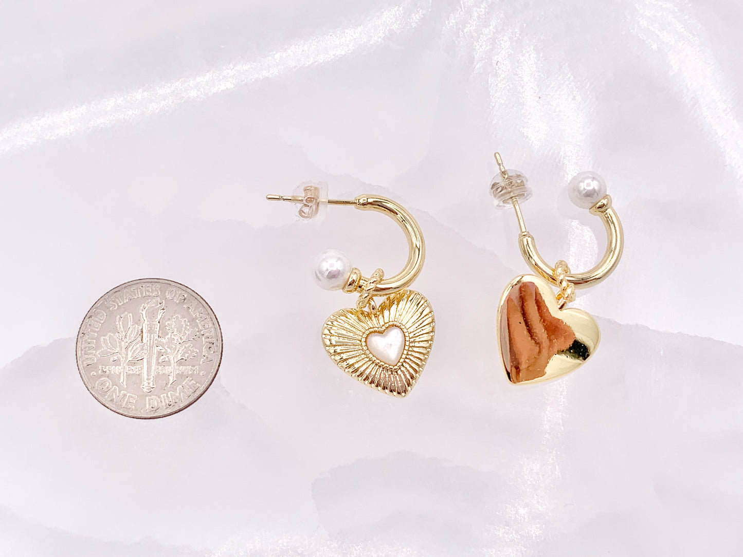 Lindos aretes tipo huggie con forma de corazón y concha de perla en cobre chapado en oro de 18 quilates, 3 pares