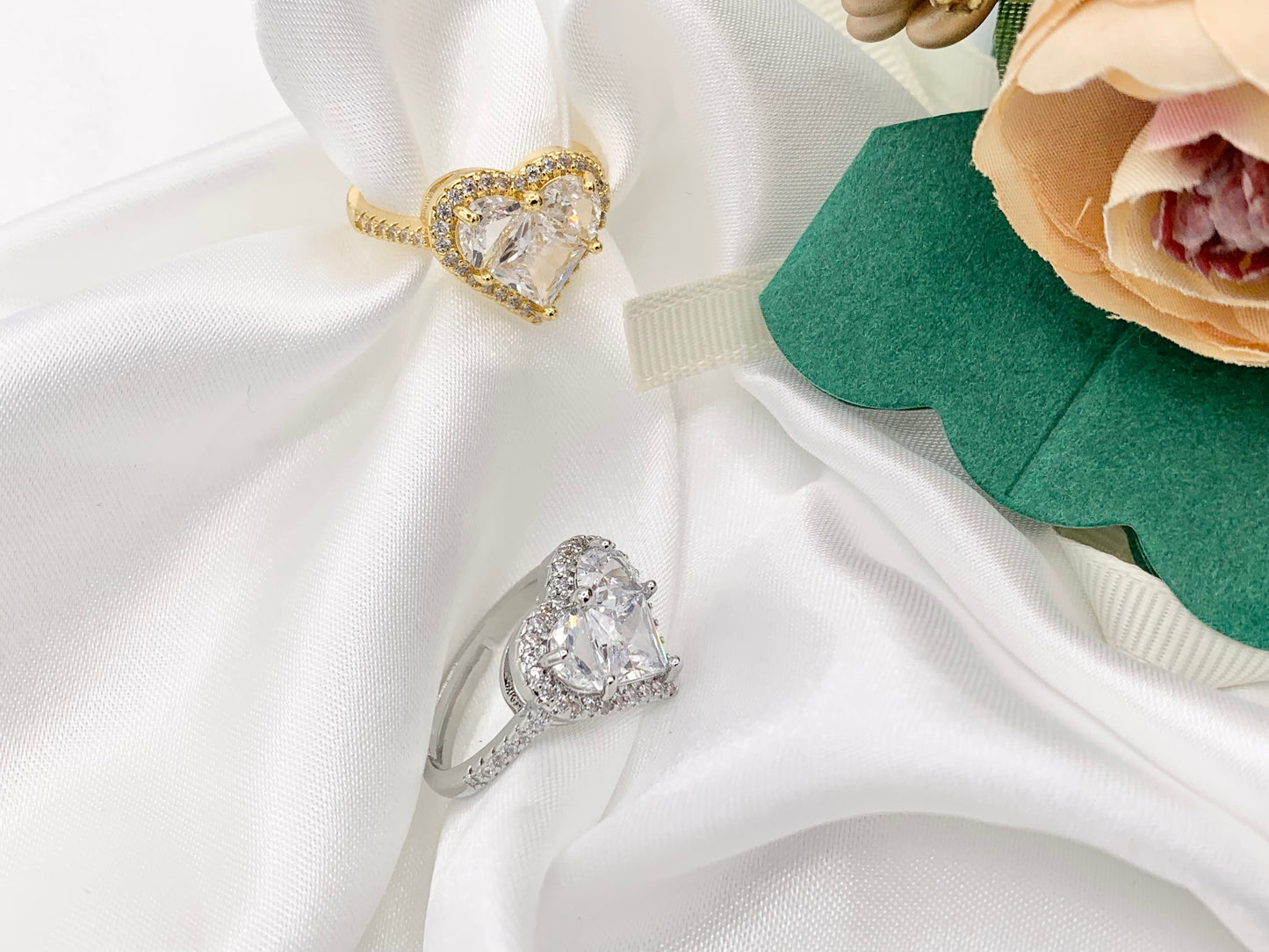 Large Statement CZ Cubic Zirconia Heart Rings in 18K Gold or Silver plated Copper 4 pcs