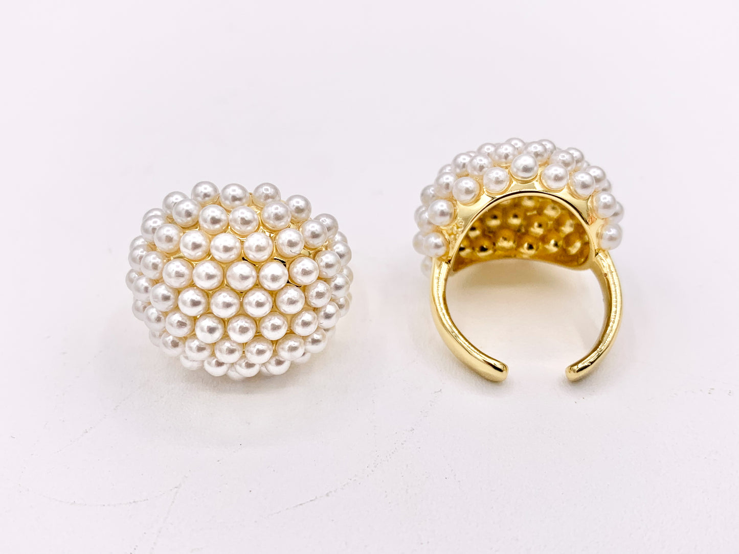 Large Pearl Cluster Statement Ring in 18K Gold Plated Copper 4 pcs