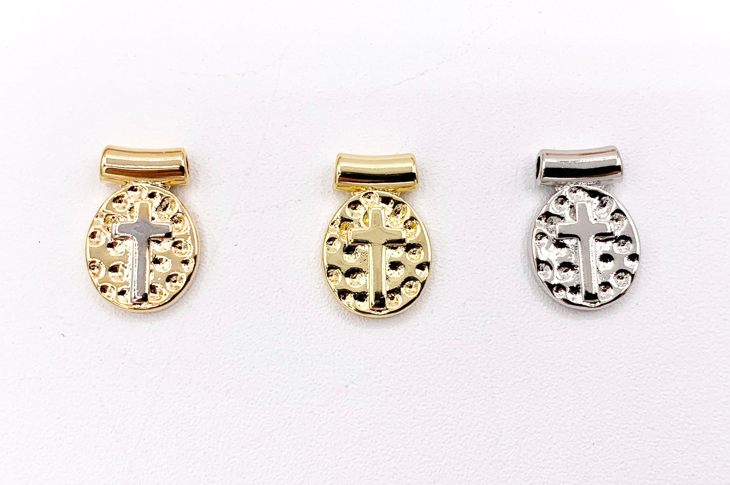 Hammered Oval Cross Pendant Charms in 18K Gold/Silver plated Copper 8-10pcs