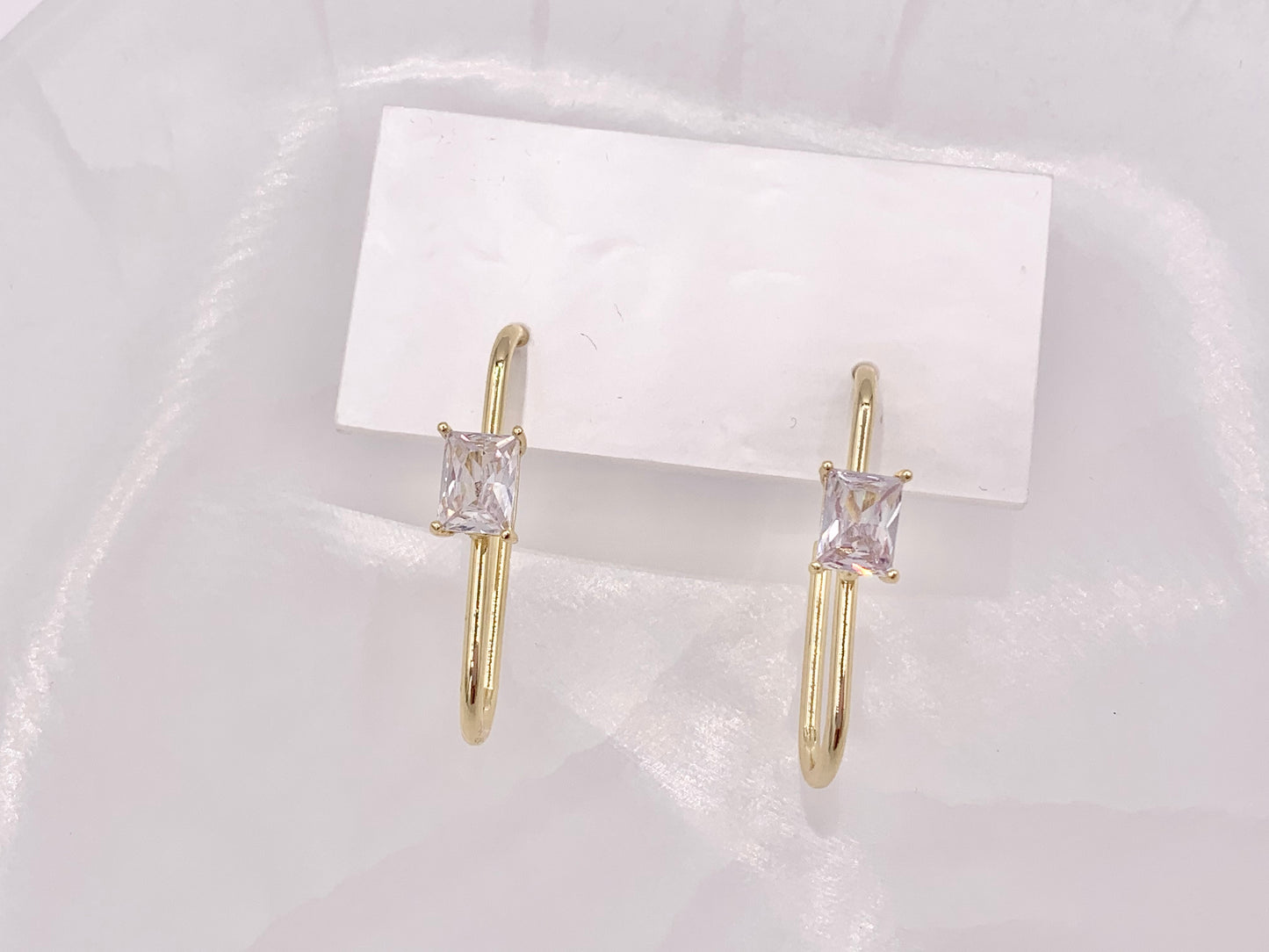 Minimal Paperclip Earring with Cubic Zirconia Emerald Cut Rhinestone in 18K Gold Silver Plated Copper Earrings 4 pairs