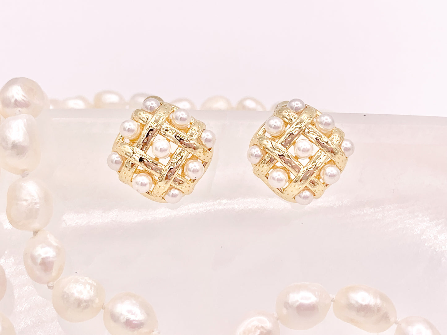 Pendientes elegantes con forma de diamante y perlas de diseño único en oro de 18 quilates o cobre chapado en plata, 3 pares