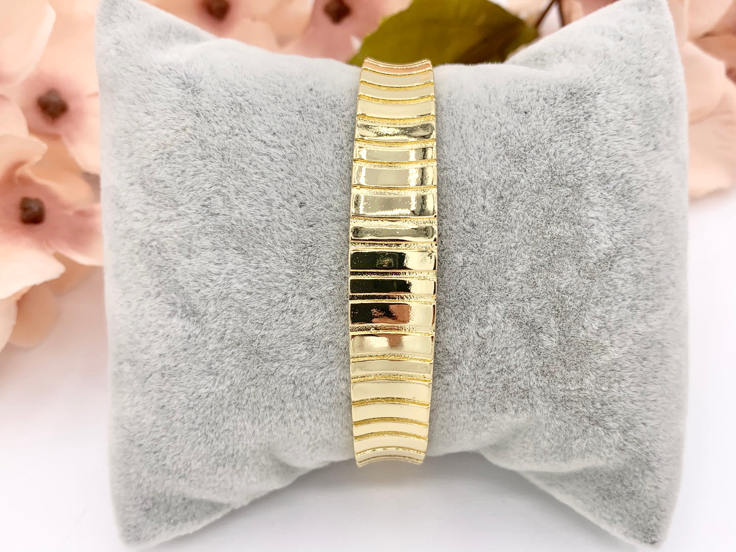 Simple Plain Vertical Stripe Textured Adjustable Bracelet Cuff in Real Gold 18K Plated Copper 2 pcs
