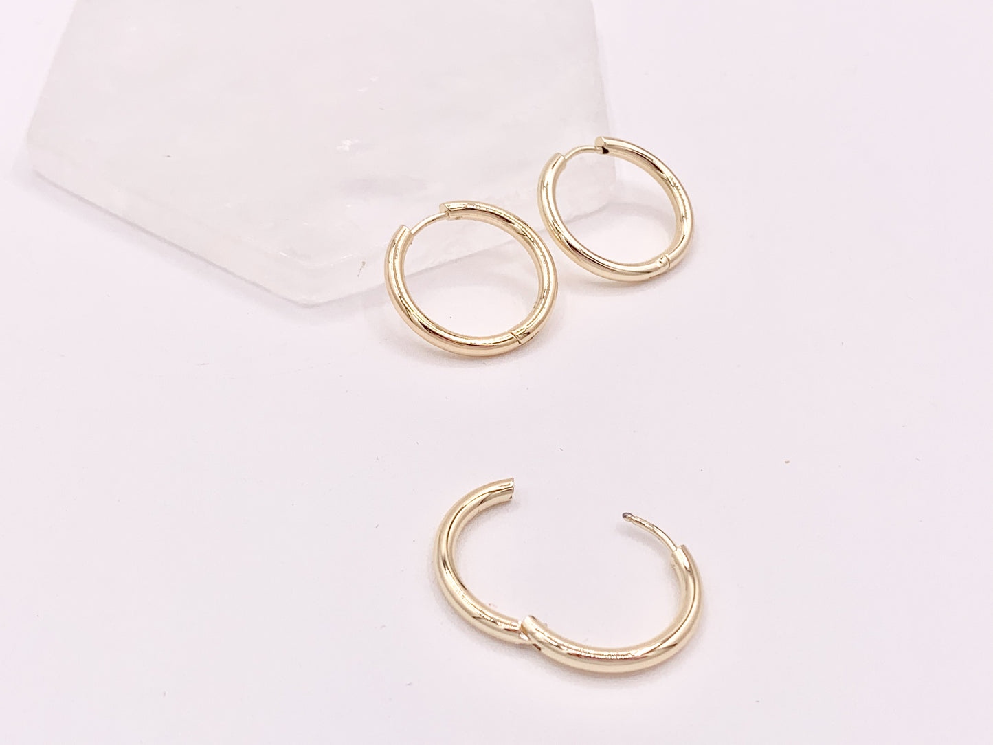 18K Gold Plated Simple Every Day Minimalist 23mm Hoop Huggie Earring Over Copper 5 pairs