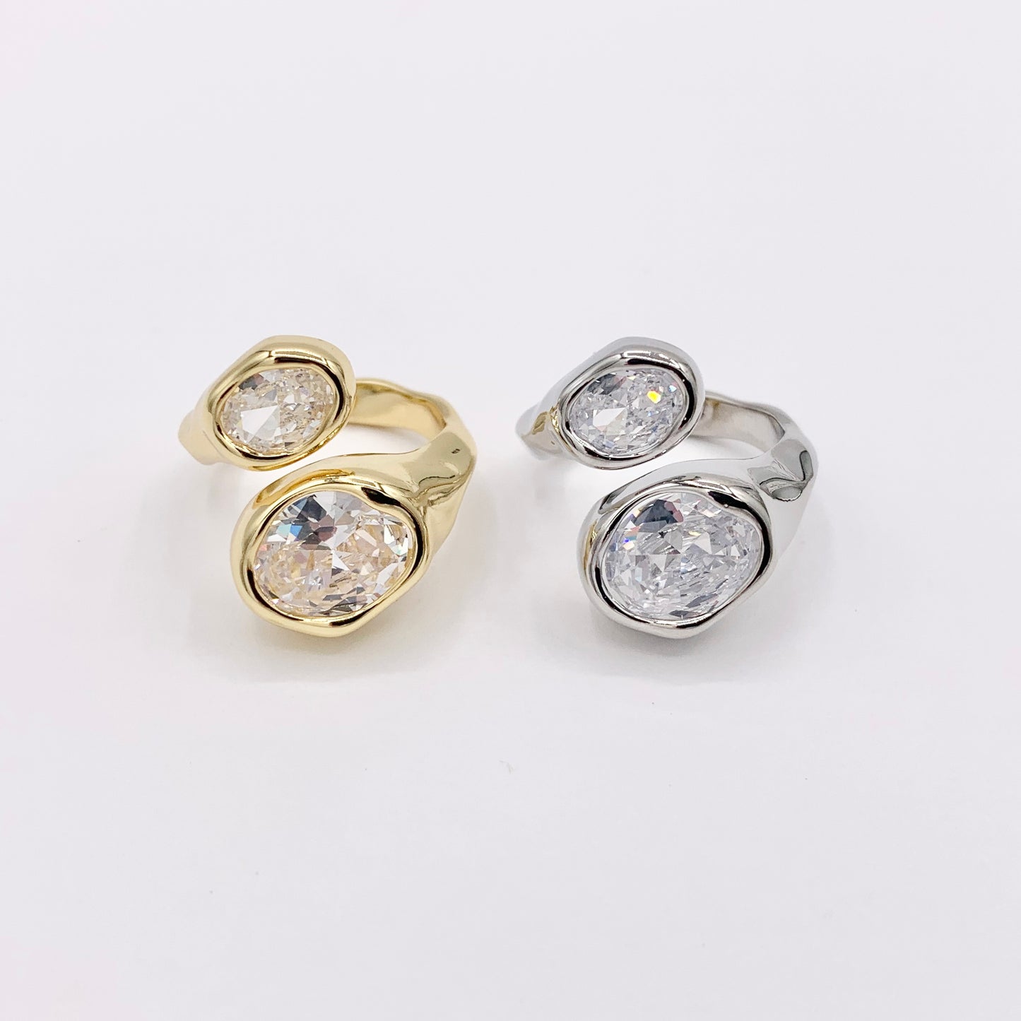 Beautiful Eye Catching Soldered Cubic Zirconia Bypass Adjustable Rings in 18K Gold and Silver Plated Copper 4 pcs