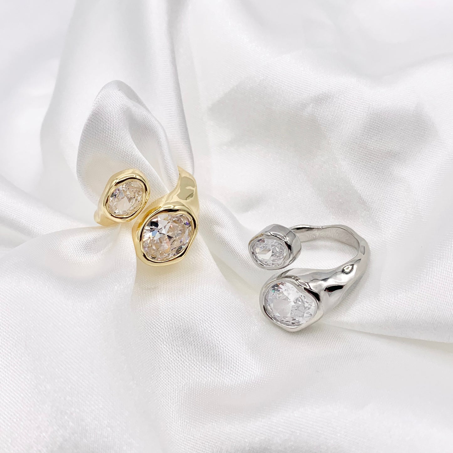 Beautiful Eye Catching Soldered Cubic Zirconia Bypass Adjustable Rings in 18K Gold and Silver Plated Copper 4 pcs