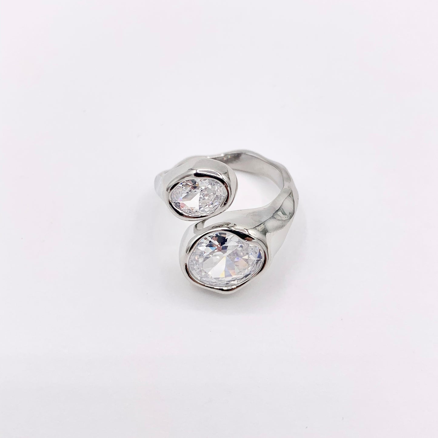 Beautiful Eye Catching Soldered Cubic Zirconia Bypass Adjustable Rings in 18K Gold and Silver Plated Copper 4 pcs