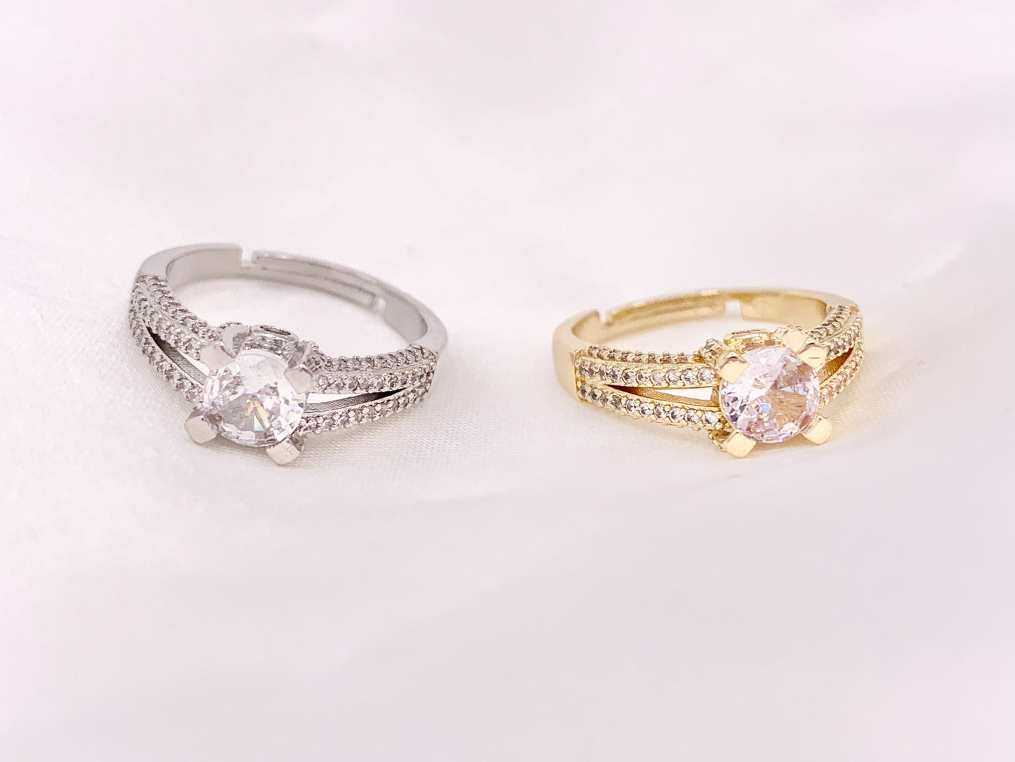 Exquisite Detailed Solitaire Round Cut Rings in Cubic Zirconia 18K Gold or Silver Plated Copper 4pcs