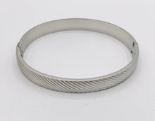 Load image into Gallery viewer, Stainless Steel Silver Close Bangles Bracelet in Silver plated Stainless Steel 2pcs
