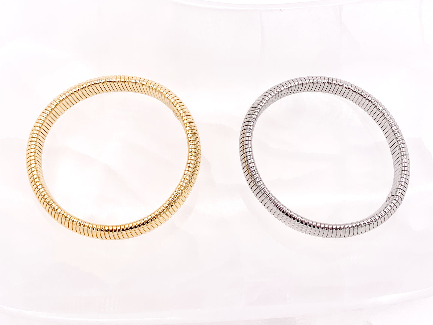 Pulseras elásticas de cobre chapadas en oro real/platino de 18 quilates 1 pieza