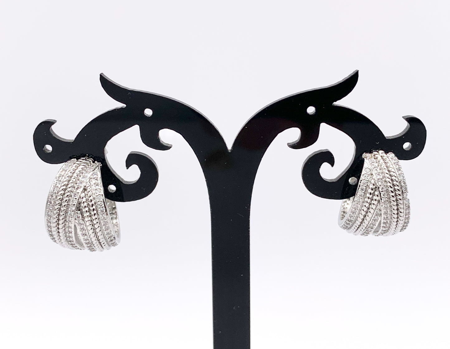 Lindos y elegantes aretes Huggies en oro de 18 quilates o cobre bañado en plata 3 pares